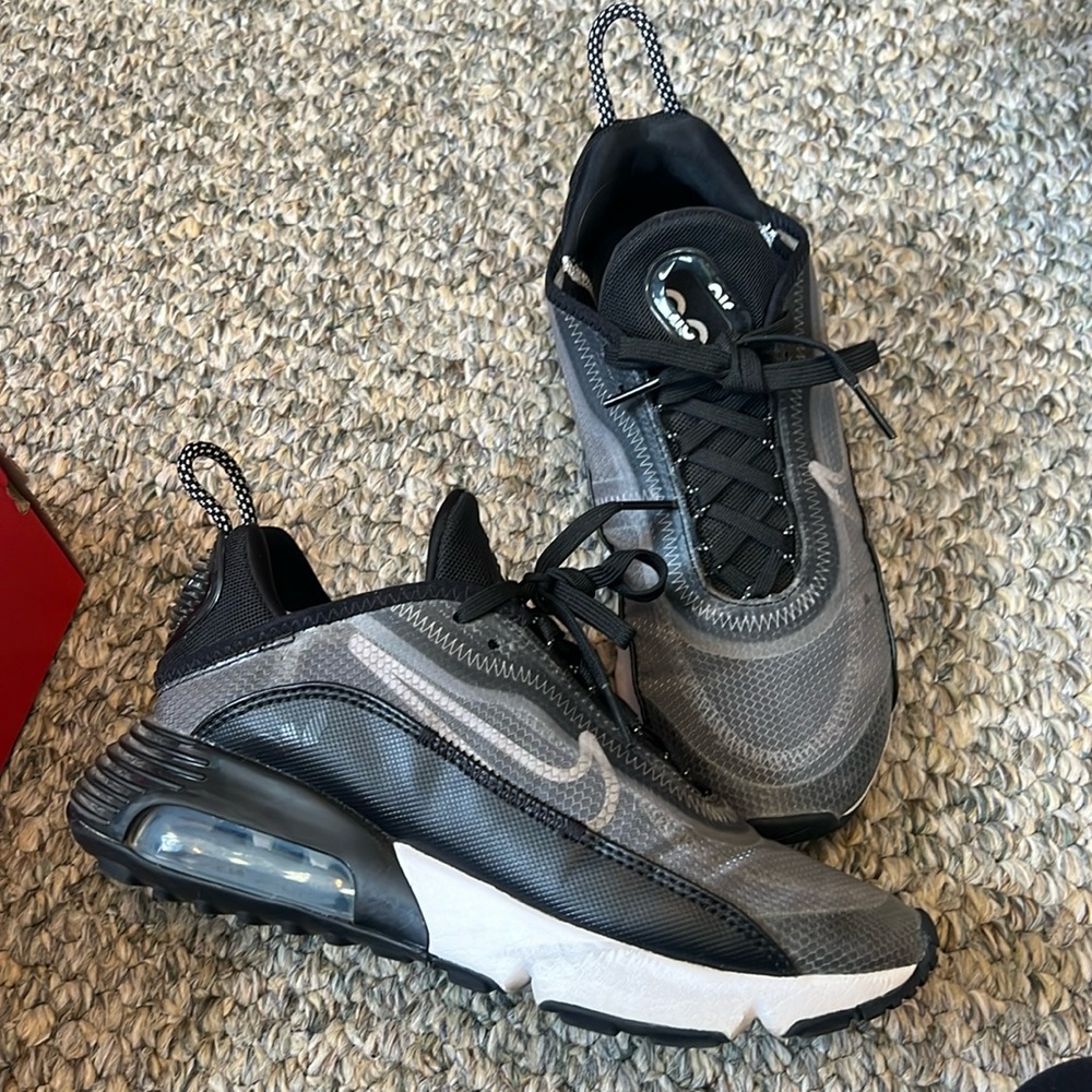 Women’s air max 2090